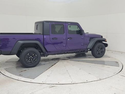 New 2026 Jeep Gladiator Sport image 14