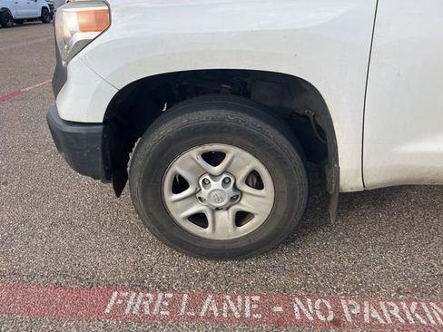 Used 2017 Toyota Tundra SR image 27