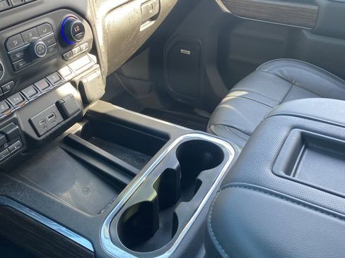 Used 2022 Chevrolet Silverado 2500 High Country image 18