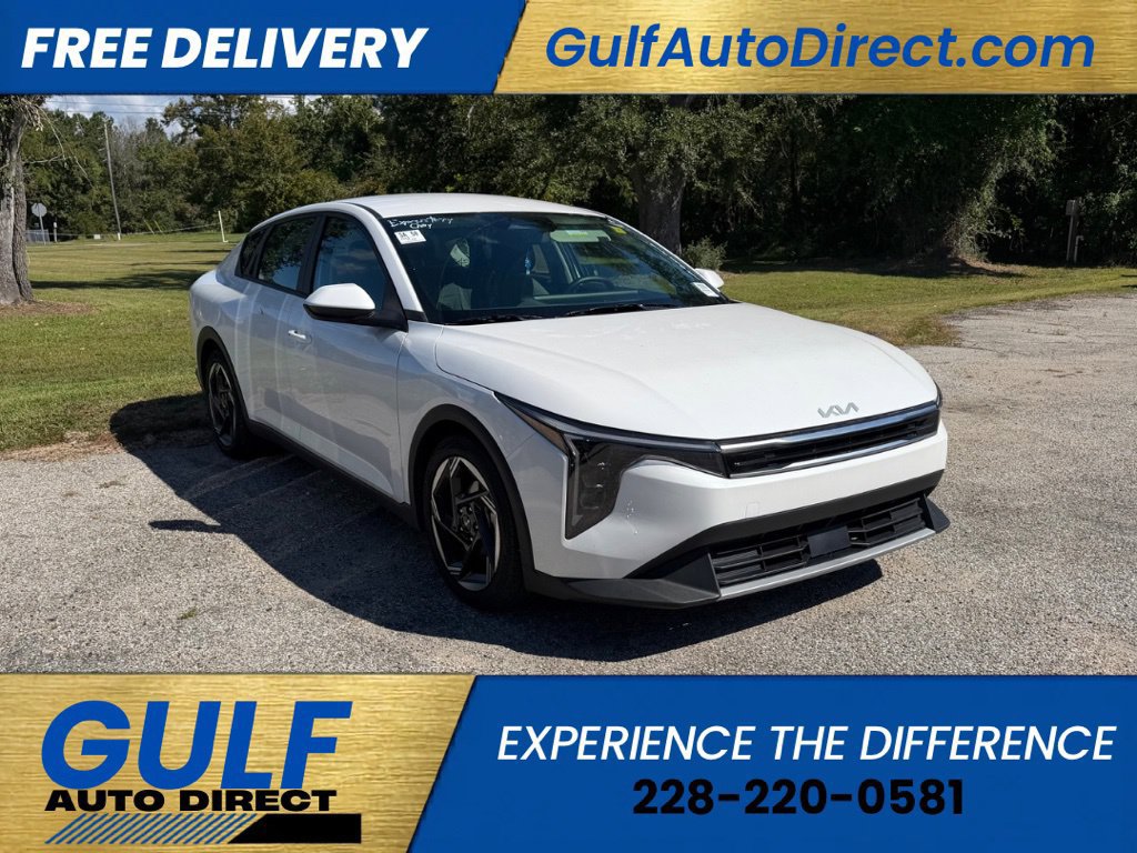 Used 2025 Kia K4 EX FWD image 1