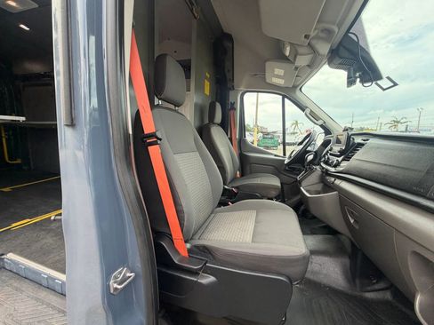 Used 2020 Ford Transit 250 148 High Roof Extended RWD image 18