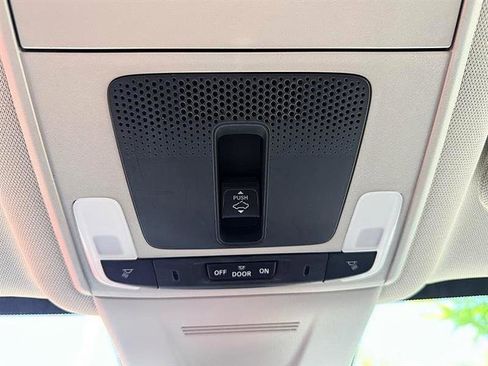 Used 2025 Honda CR-V EX-L image 46