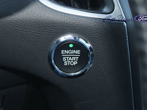 Used 2024 Ford Edge SEL image 22