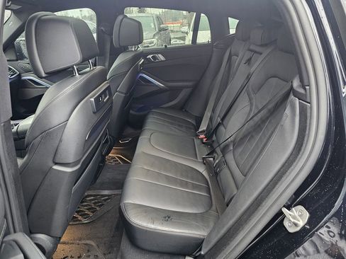 Used 2022 BMW X6 M50i w/ Executive Package AWD/4WD image 22