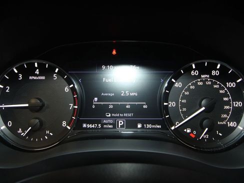 Used 2021 INFINITI QX80 Sensory w/ All-Season Package image 12