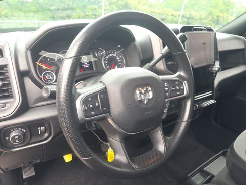 Used 2026 RAM 3500 Tradesman AWD/4WD image 17