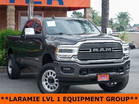 Used 2024 RAM 2500 Laramie AWD/4WD image 2