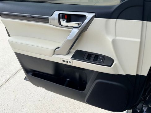 Certified 2023 Lexus GX 460 Premium w/ Accessory Package image 21
