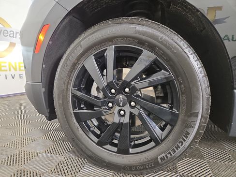 Certified 2024 Chevrolet Equinox LS w/ Midnight Edition AWD/4WD image 31