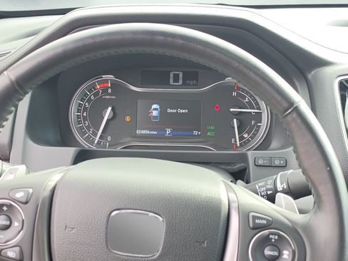 Used 2022 Honda Ridgeline RTL-E image 16