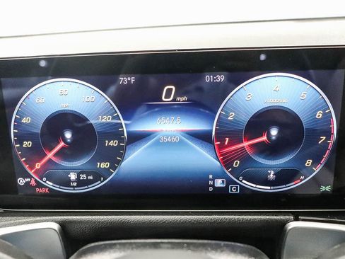 Used 2022 Mercedes-Benz GLB 250 image 25