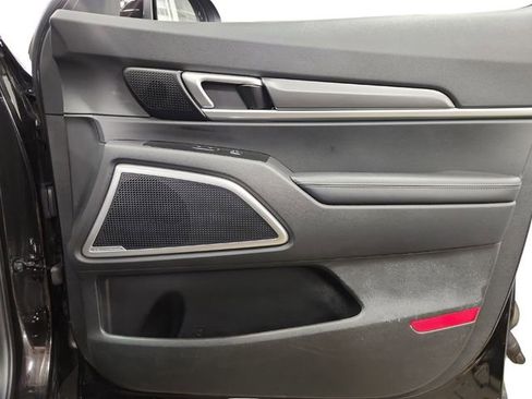 Certified 2022 Kia Telluride S image 25