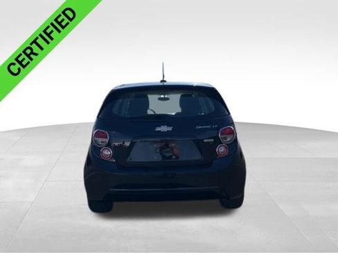 Used 2016 Chevrolet Sonic LT w/ Wheels and Fog Lamp Package FWD image 5