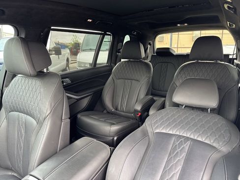 Used 2024 BMW X7 M50i AWD/4WD image 48