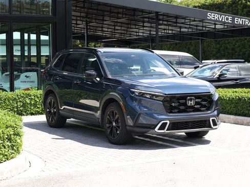 Used 2023 Honda CR-V Sport Touring image 2