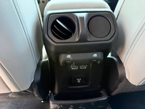 Used 2023 Jeep Wrangler High Altitude AWD/4WD image 14