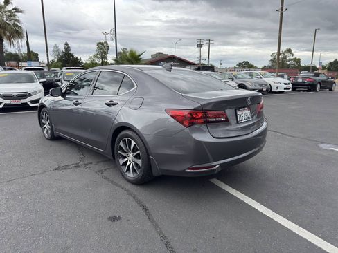 Used 2017 Acura TLX w/ Technology Package FWD image 5