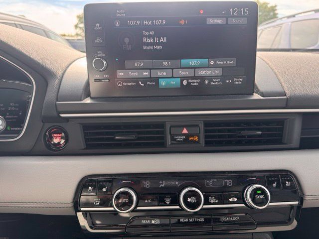 Used 2024 Honda Pilot Elite image 15