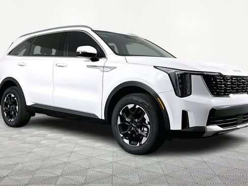 New 2026 Kia Sorento S image 3