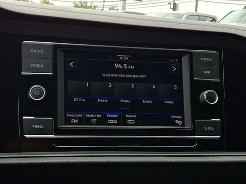Used 2024 Volkswagen Jetta S FWD image 29