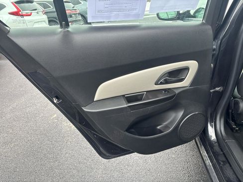 Used 2012 Chevrolet Cruze LS image 14