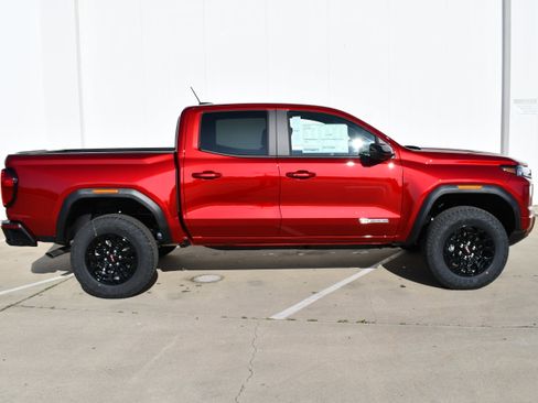 New 2026 GMC Canyon Elevation w/ Convenience Package image 5