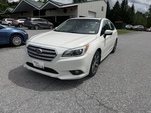 Used 2015 Subaru Legacy 2.5i Limited AWD/4WD image 1