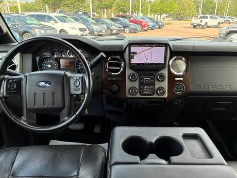 Used 2013 Ford F250 Lariat w/ Lariat Interior Pkg AWD/4WD image 30