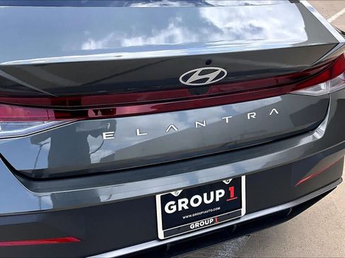 Certified 2024 Hyundai Elantra SEL FWD image 29