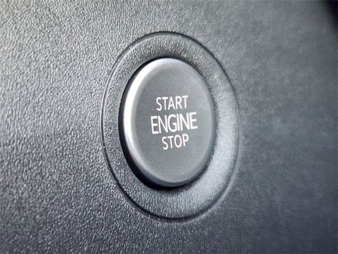 New 2026 Volkswagen ID.4 Pro image 19