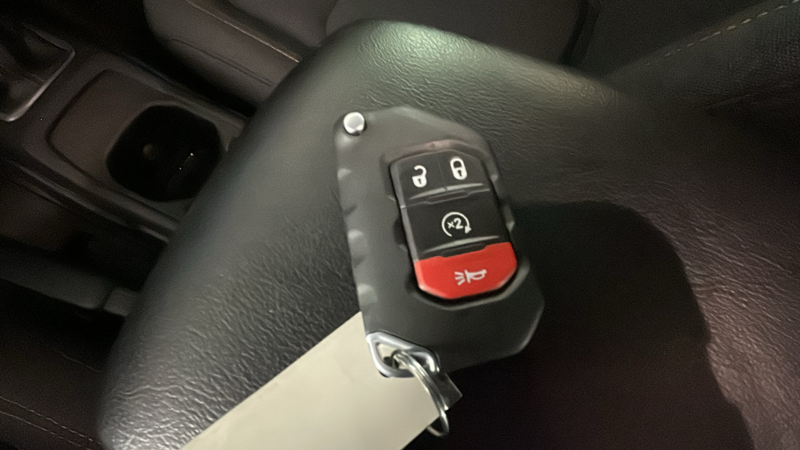 Used 2024 Jeep Wrangler Unlimited AWD/4WD image 23