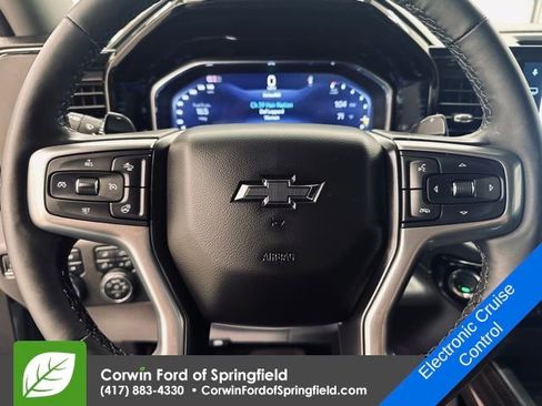 Used 2025 Chevrolet Silverado 1500 LT Trail Boss w/ Convenience Package II image 32