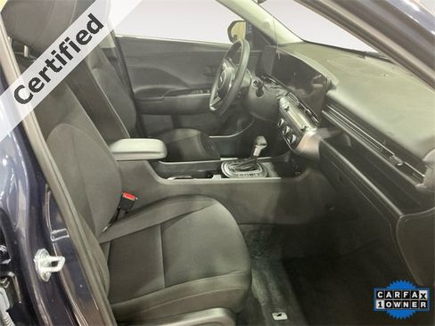 Certified 2025 Hyundai Kona SE image 15