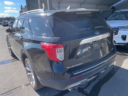 Used 2023 Ford Explorer Platinum w/ Technology Package image 4