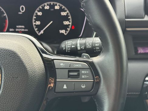 Used 2025 Honda Pilot EX-L image 27