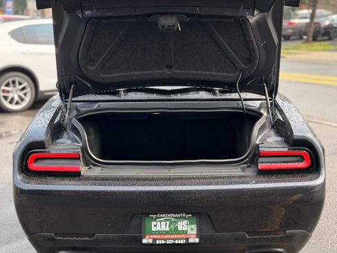 Used 2018 Dodge Challenger GT AWD/4WD image 7