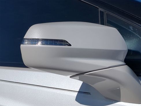 Used 2025 Cadillac XT5 Sportv image 18