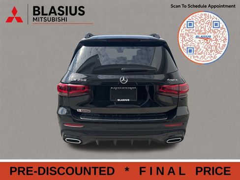 Used 2021 Mercedes-Benz GLB 250 4MATIC w/ AMG Line image 13