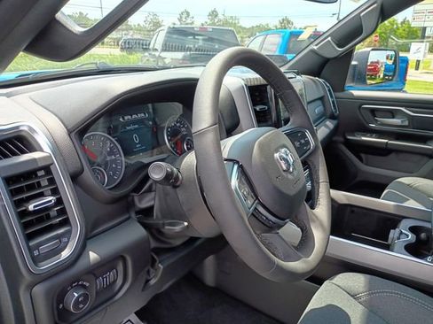 New 2026 RAM 1500 4x4 Crew Cab image 11