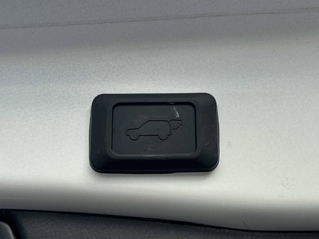 Used 2024 Toyota RAV4 XLE w/ Convenience Package AWD/4WD image 14