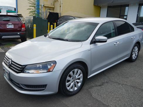 Used 2015 Volkswagen Passat 1.8T Wolfsburg Edition FWD image 5