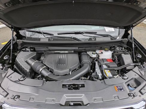 New 2026 GMC Acadia Denali Ultimate w/ LPO, Floor Liner Package AWD/4WD image 40