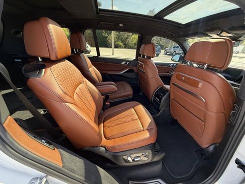 Used 2024 BMW X7 xDrive40i w/ Executive Package image 7