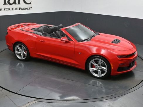 Used 2023 Chevrolet Camaro SS RWD image 37