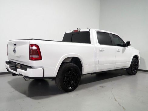 Used 2022 RAM 1500 4x4 Crew Cab Laramie image 5