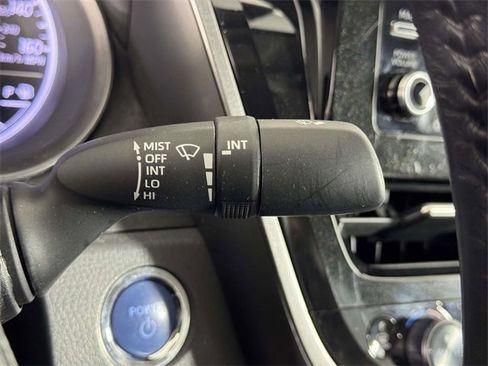 Used 2022 Toyota Camry SE image 24