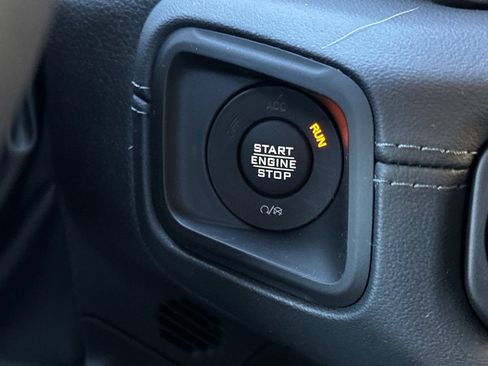 Used 2024 Jeep Wrangler Unlimited Sahara AWD/4WD image 24