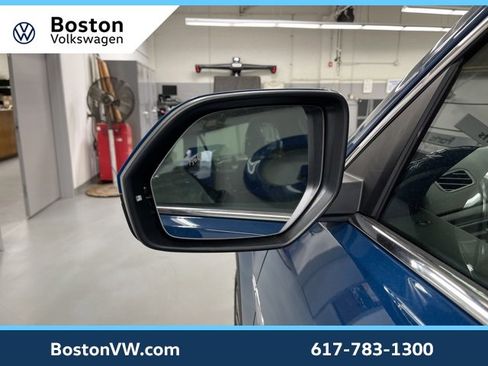 New 2025 Volkswagen Atlas Cross Sport SEL Premium R-Line image 9