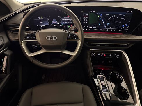 Certified 2025 Audi Q5 Premium w/ Convenience Package AWD/4WD image 28