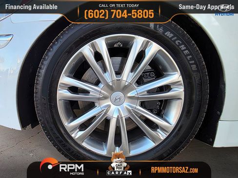 Used 2012 Hyundai Genesis 5.0 image 31